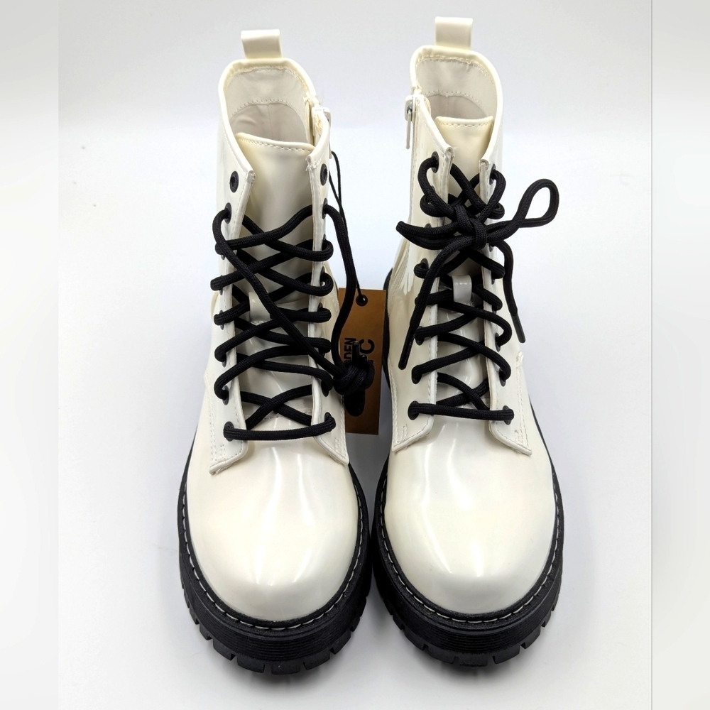 Madden NYC White Patent Boots 8 NWT - Picture 5 of 6
